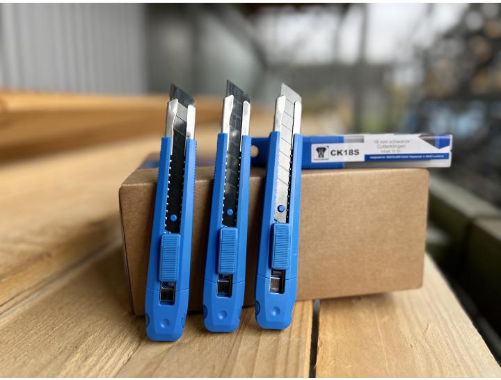 Nůž s vyměnitelnými čepelemi